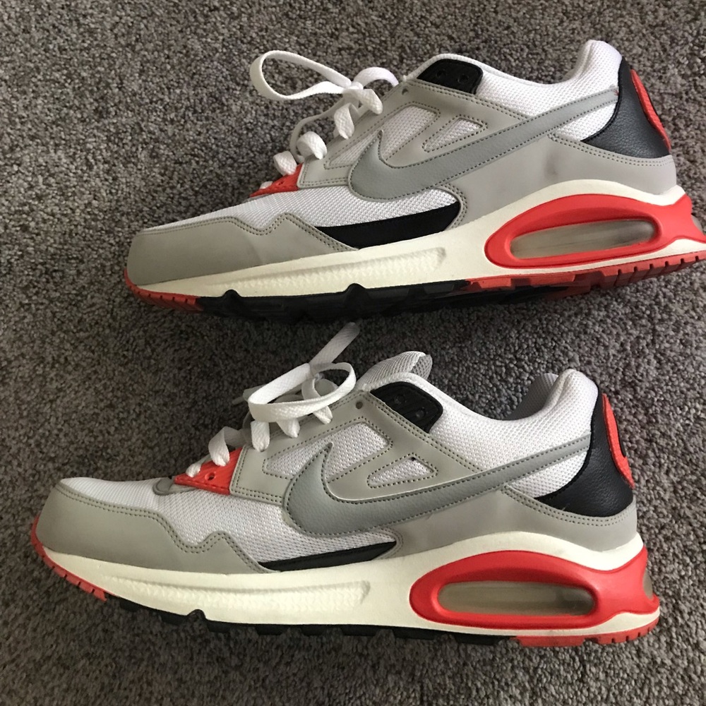 Nike Air Max skyline 10.5 running shoes vintage